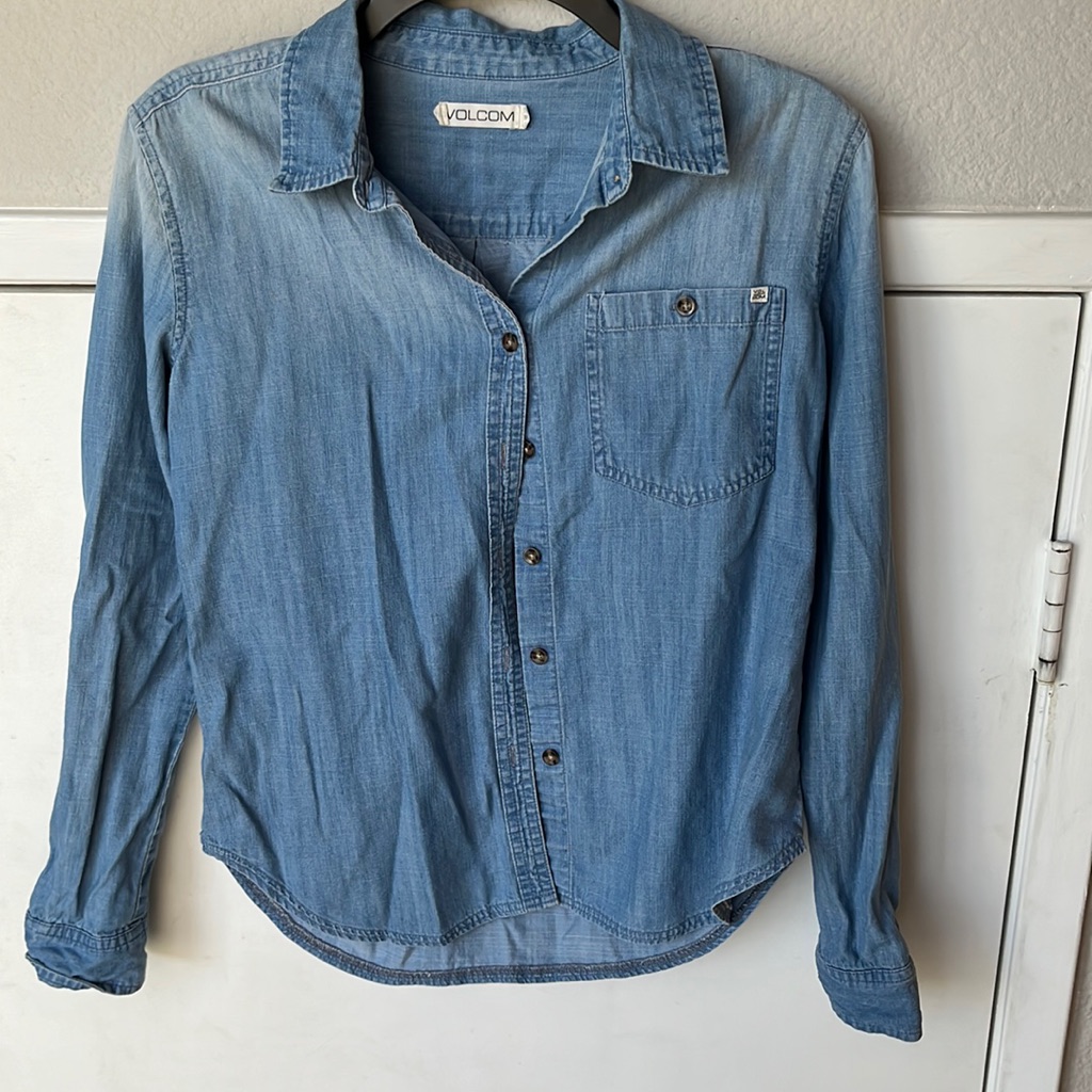 Volcom Button Down Top